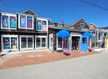 maine/ogunquit/shop/mountain-tops-resort-shops