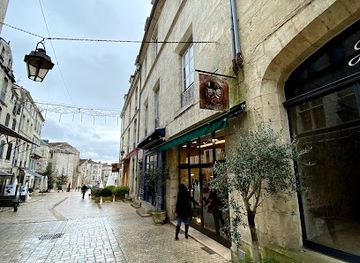 france/dordogne-valley/shop/roch-et-gaston