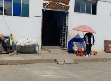 bolivia/yungas-road/shop/comedor-y-mercado-san-jose