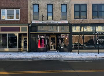 wisconsin/oshkosh/shop/frugal-fashion-llc
