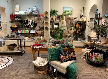 mississippi/tupelo/shop/reed-s-gift-shop