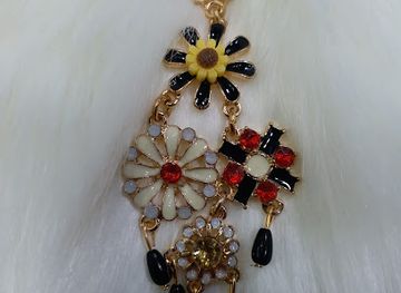 india/manali/shop/manali-gift-corner