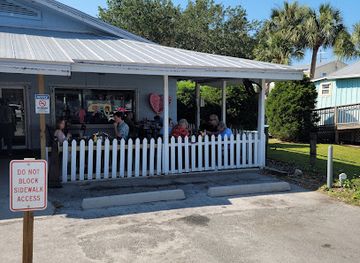 florida/cedar-key/shop/marina-hardware-at-cedar-key