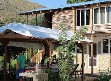 albania/lura-lakes/shop/guest-house-arbri-hosted-by-vladimir-marku