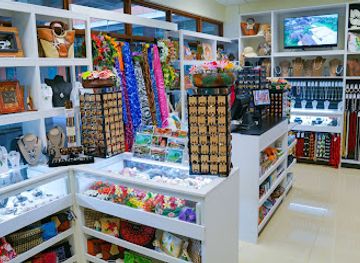 american-samoa/national-park-of-american-samoa/shop/janet-s