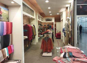 peru/puno-region/shop/sol-alpaca