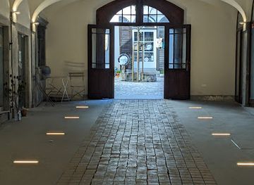 slovenia/central-slovenia/shop/parada-lifestyle-shop