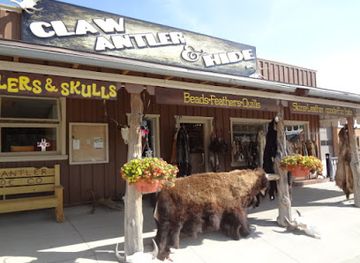 south-dakota/custer-state-park/shop/claw-antler-hide-co