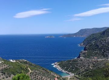 cyprus/machairas-forest/shop/maximos-plaza