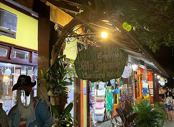 brazil/ilha-grande/shop/emporio-ilha-grande-cachaca-arte