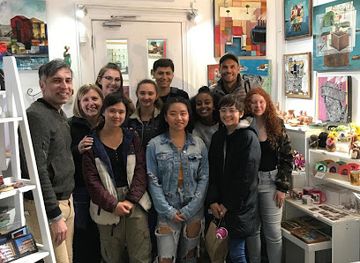 chile/valparaiso/plan/shop/rojo-galeria-arte-y-diseno-galeria-de-pintores-artesanos-y-disenadores-nacionales