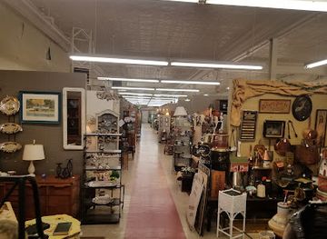 tennessee/bristol-motor-speedway/shop/willow-creek-antiques