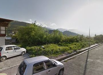 bhutan/paro/shop/walk-in-liquor-shop