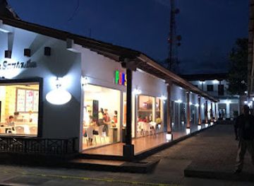 nicaragua/pacific-region/shop/plaza-santa-ana