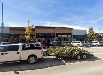 south-dakota/spearfish-canyon/shop/the-pink-door