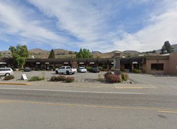 washington/lake-chelan/shop/zella-s-boutique