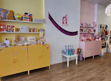 kansas/lawrence/shop/love-of-character