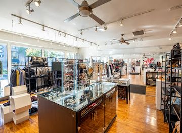 california/orange-county/shop/onquestyle