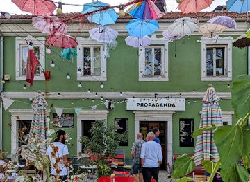 montenegro/niksic-field/shop/oktoberfest-beer-house