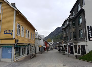 norway/trolltunga/shop/extra-odda