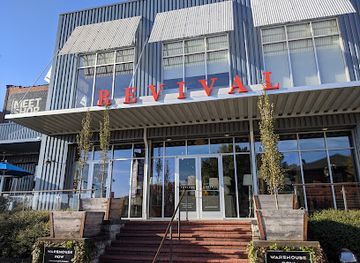 tennessee/chattanooga-riverfront/shop/revival-home