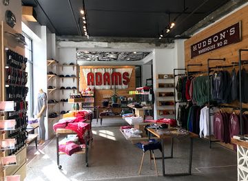 michigan/detroit/shop/pure-detroit-strathmore-building-in-midtown