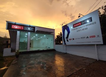 sri-lanka/adam-s-peak/shop/dema-s-outlet