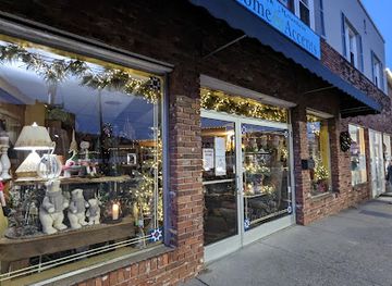 north-carolina/pisgah-national-forest/shop/black-mountain-home-accents