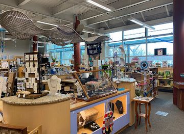 pennsylvania/lake-erie/shop/presque-isle-gallery-gifts