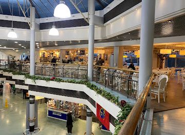 ireland/limerick/shop/arthur-s-quay-shopping-centre