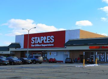 connecticut/new-london-county/shop/new-london-shopping-center