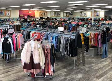 indiana/yellowwood-state-forest/shop/plato-s-closet-bloomington