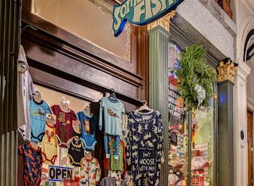 maine/portland/shop/something-s-fishy