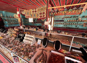 jordan/petra/shop/triclinium