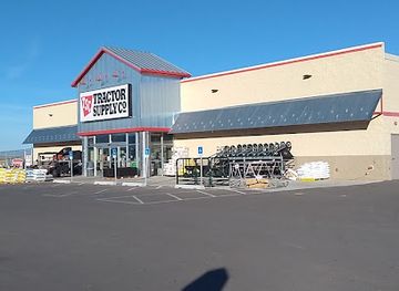 utah/ephraim/shop/tractor-supply-co