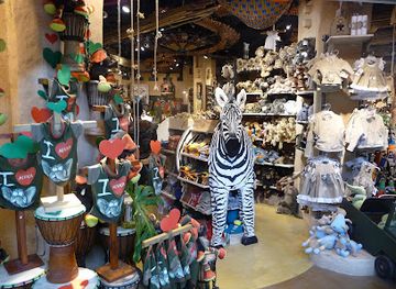 south-africa/cape-town/v-a-waterfront/shop/victoria-wharf-shopping-centre