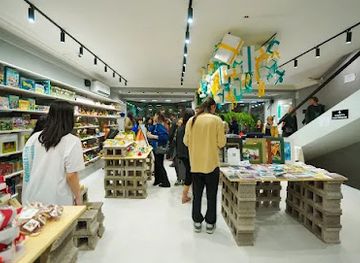 armenia/armenian-genocide-memorial-complex/shop/move2market