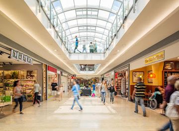 austria/innsbruck/pradl/shop/dez-innsbruck