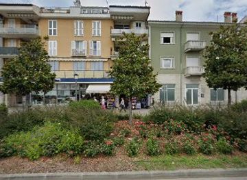 slovenia/izola/shop/trgovina