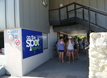 new-zealand/abel-tasman-national-park/shop/kaiteriteri-store-on-the-spot