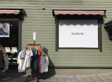 norway/trolltunga/shop/b-young-odda