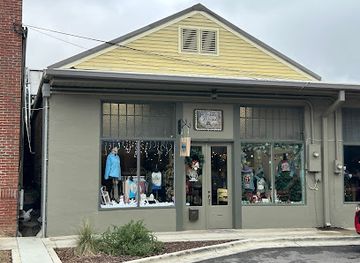 alabama/cullman/shop/nomadic-threads