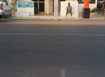 senegal/sine-saloum-delta/shop/tailleur-toure