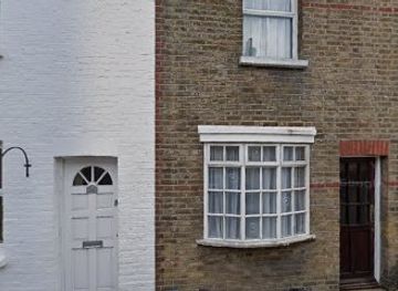 united-kingdom/windsor/shop/piara