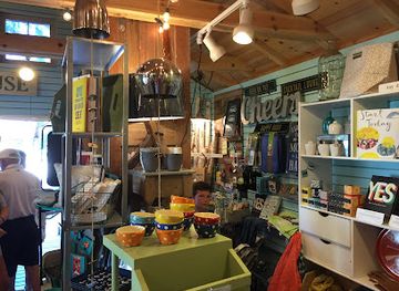 michigan/sleeping-bear-dunes-national-lakeshore/shop/imagine-that-eclectic-art-gifts