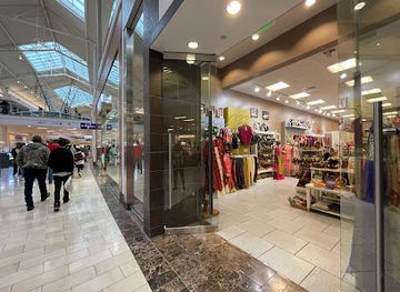 california/central-coast/shop/westfield-galleria-at-roseville