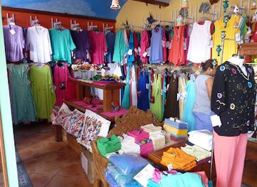 mexico/ixtapa-zihuatanejo/ixtapa/shop/boutique-mic-mac