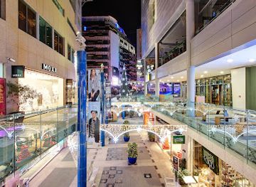 malta/mistra-bay/shop/bay-street-shopping-complex