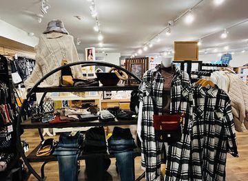 wisconsin/sheboygan/shop/the-boutique-at-south-pier