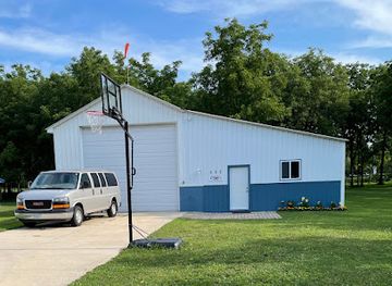 iowa/backbone-state-park/shop/bossen-implement